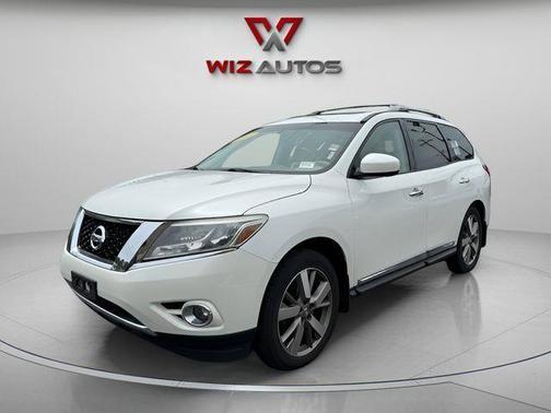 Pearl 2015 Nissan Pathfinder Platinum
