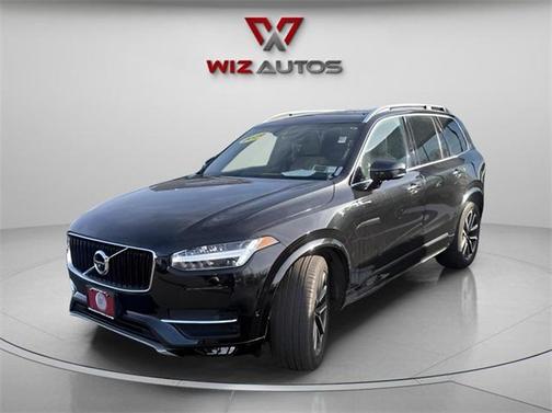 2019 Volvo XC90 T6 Momentum