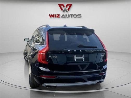 2019 Volvo XC90 T6 Momentum