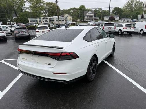 2023 Honda Accord Hybrid Sport-L
