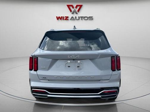 Gray 2022 Kia Sorento SX