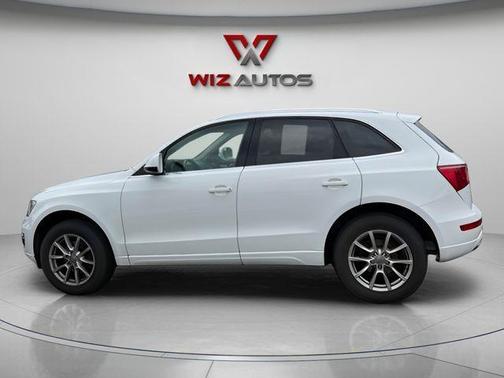 White 2010 Audi Q5 3.2 Premium