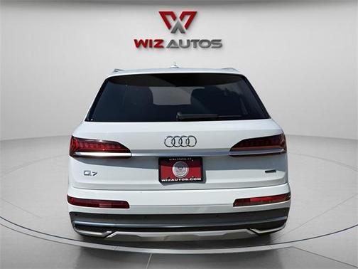 2020 Audi Q7 55 Premium Plus