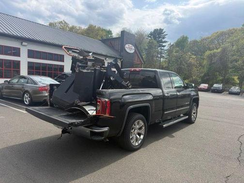 Black 2017 GMC Sierra 1500 SLT
