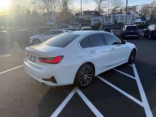 2020 BMW 330 i xDrive