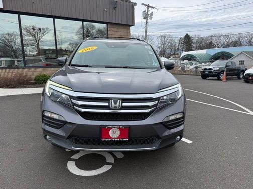 Gray 2016 Honda Pilot Elite