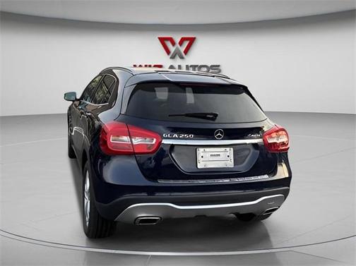 2018 Mercedes-Benz GLA 250 Base 4MATIC