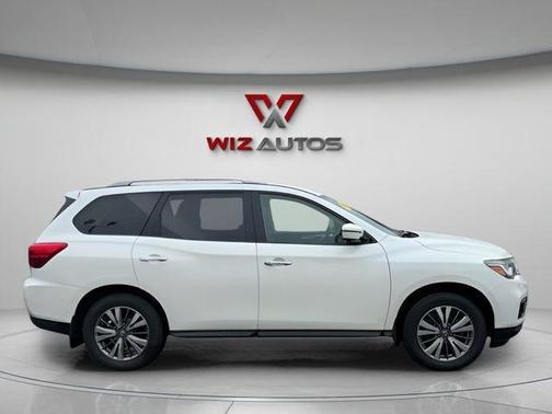 2019 Nissan Pathfinder SL