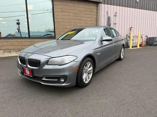 Gray 2016 BMW 528 i xDrive