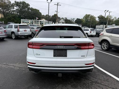 2020 Audi Q8 55 Premium Plus
