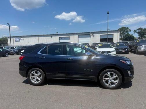 Blue 2020 Chevrolet Equinox Premier w/1LZ