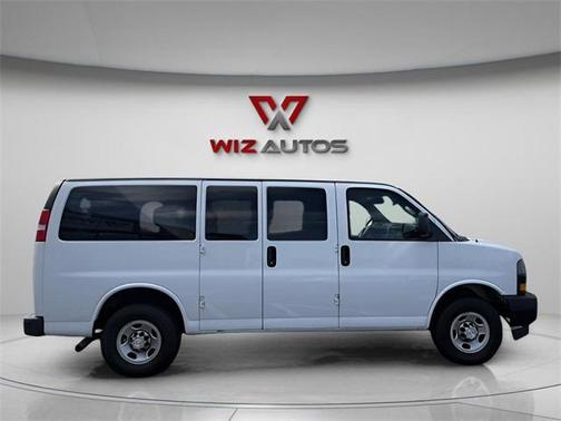 2018 Chevrolet Express 3500 LS