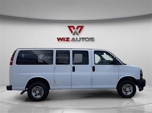 2018 Chevrolet Express 3500 LS