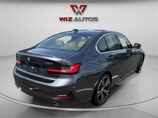 2022 BMW 330 i