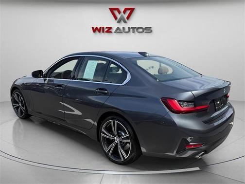 2022 BMW 330 i