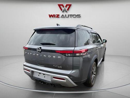 2022 Nissan Pathfinder Platinum