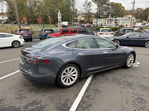 2020 Tesla Model S Long Range