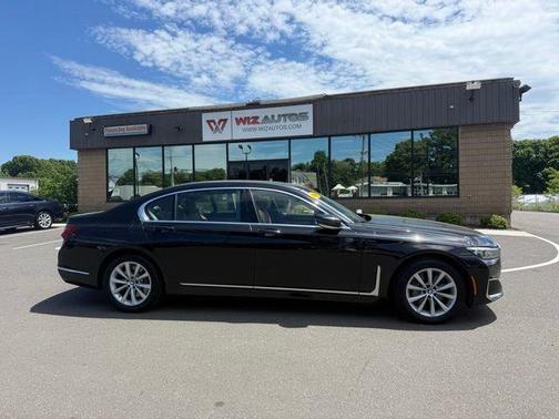 Black 2020 BMW 750 i xDrive