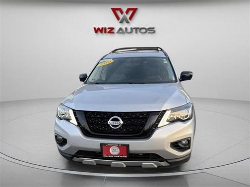 2019 Nissan Pathfinder SL