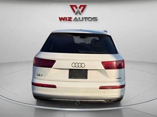 2019 Audi Q7 55 Premium Plus