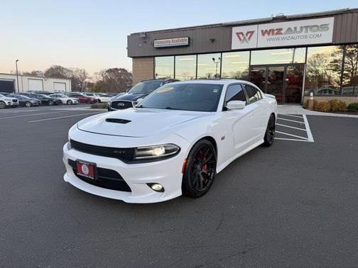 2016 Dodge Charger SRT 392