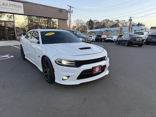 2016 Dodge Charger SRT 392