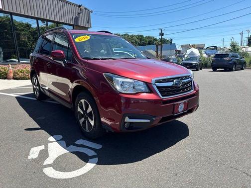 Venetian Red Pearl 2018 Subaru Forester 2.5i Premium