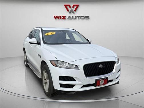 2019 Jaguar F-PACE 25t Premium