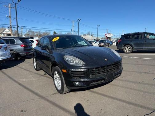 2017 Porsche Macan Base