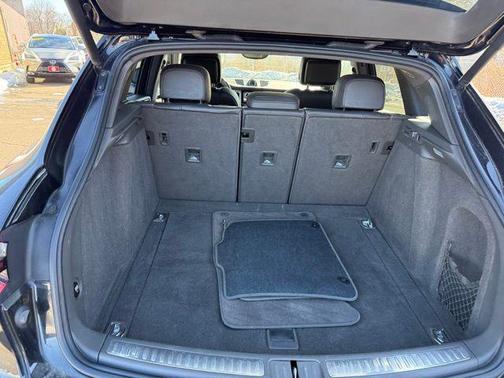 2017 Porsche Macan Base