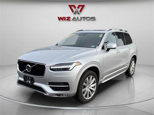 2018 Volvo XC90 T5 Momentum