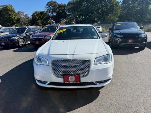 2019 Chrysler 300 Limited
