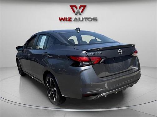 2024 Nissan Versa 1.6 SR