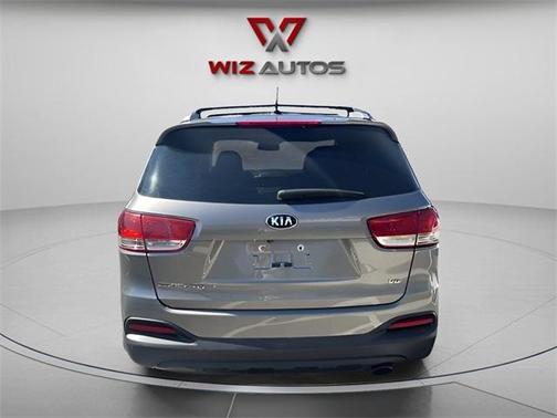2018 Kia Sorento LX