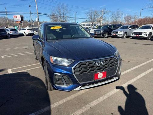 2022 Audi Q5 45 S line quattro Premium