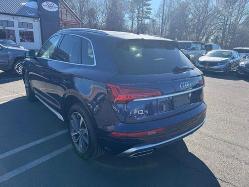 2022 Audi Q5 45 S line quattro Premium