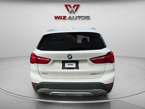 White 2018 BMW X1 xDrive28i
