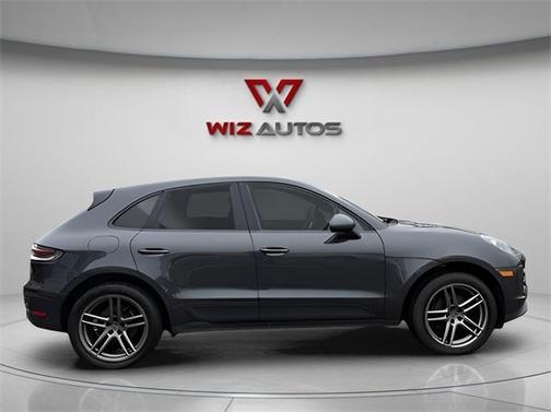 2020 Porsche Macan Base