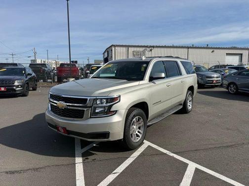 2017 Chevrolet Suburban LT