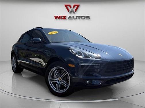 2016 Porsche Macan S