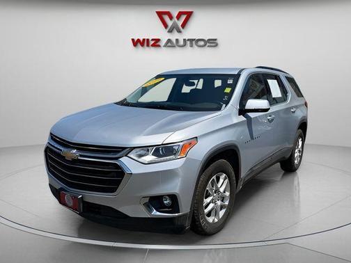 Silver 2019 Chevrolet Traverse LT Cloth