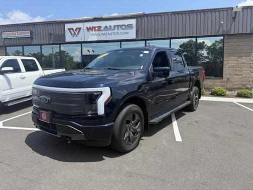 2022 Ford F-150 Lightning LARIAT