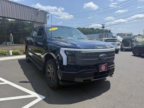 2022 Ford F-150 Lightning LARIAT