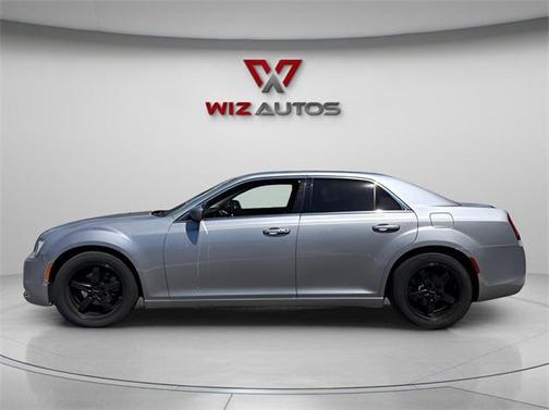 2016 Chrysler 300 Limited