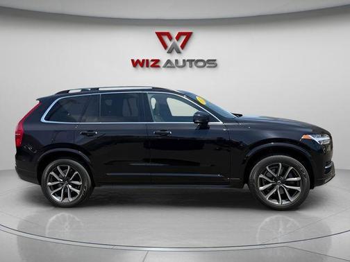 Black 2019 Volvo XC90 T6 Momentum