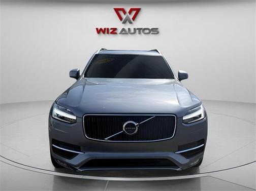 2018 Volvo XC90 T5 Momentum