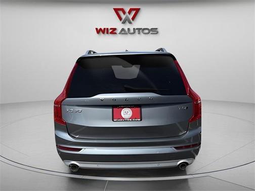 2018 Volvo XC90 T5 Momentum