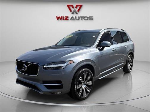 2018 Volvo XC90 T5 Momentum