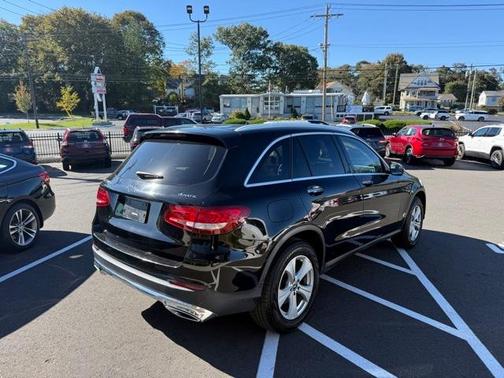 2018 Mercedes-Benz GLC 300 Base 4MATIC