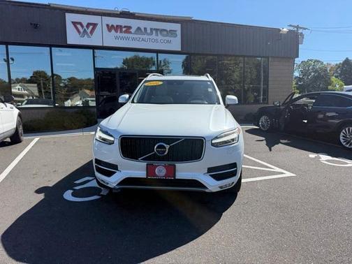 2016 Volvo XC90 T6 Momentum